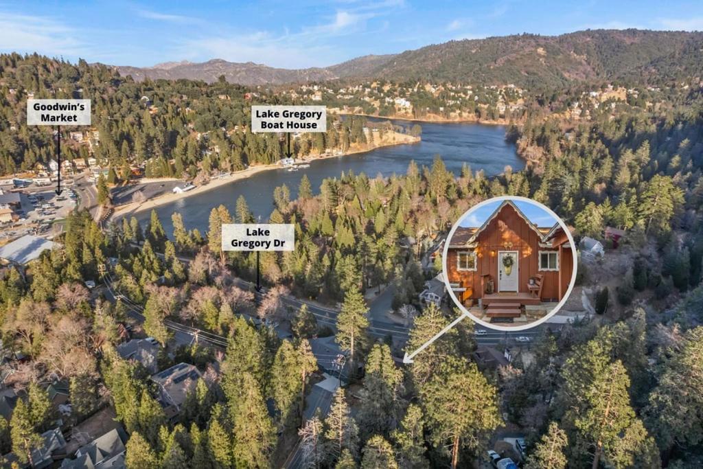 The Lake House Crestline Rom bilde